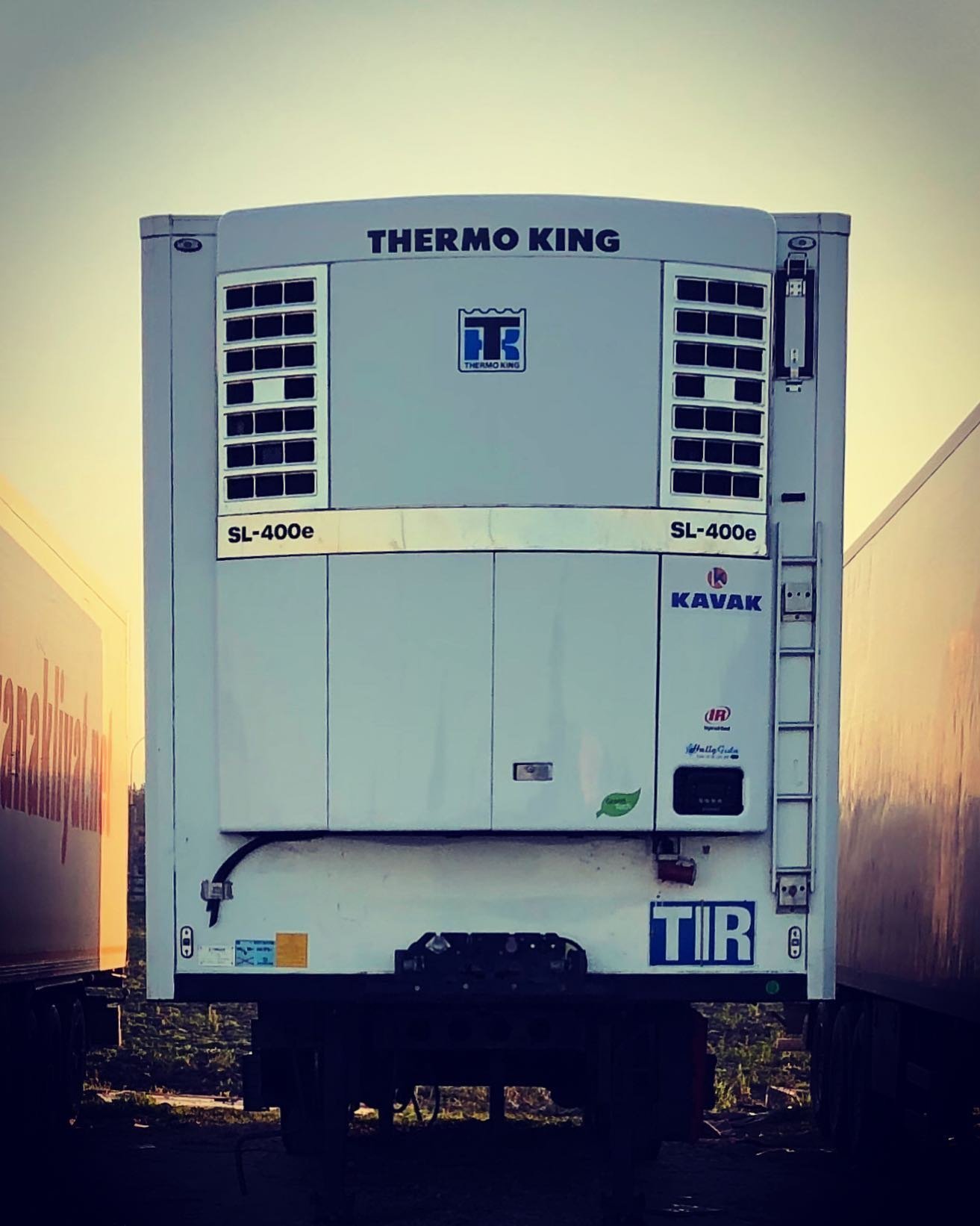 THERMO-KING-SL-400e.jpg