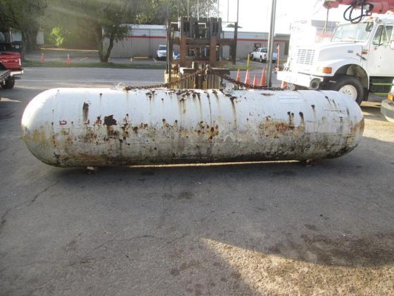 USED-1000-Gallon-Propane-Tank.jpg