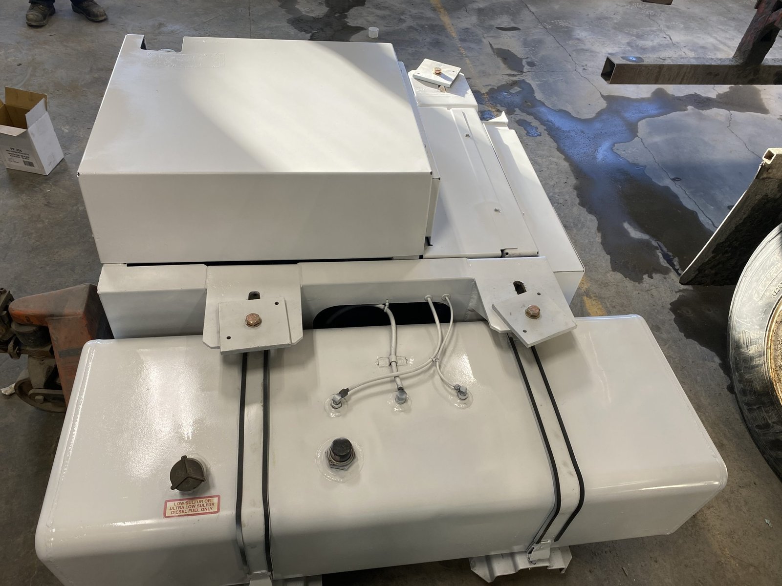 carrier-Undermount-genset-HERE.jpg
