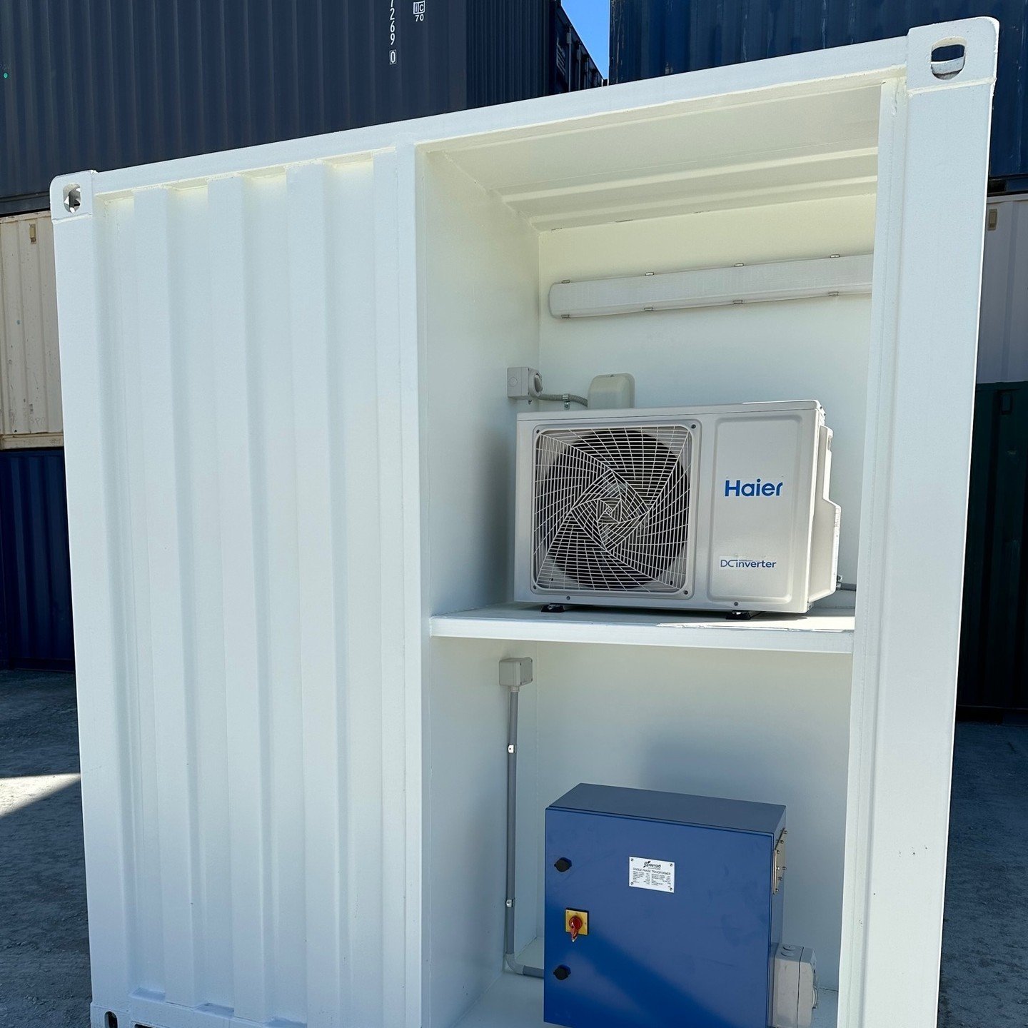 premiershippingcontainers_1690323794_3154987074936098396_4553681639.jpg